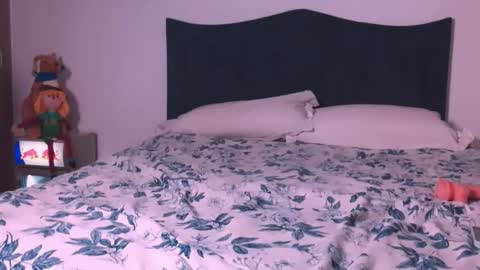 Angelinhaa  online show from February 6, 2026, 3:55 am