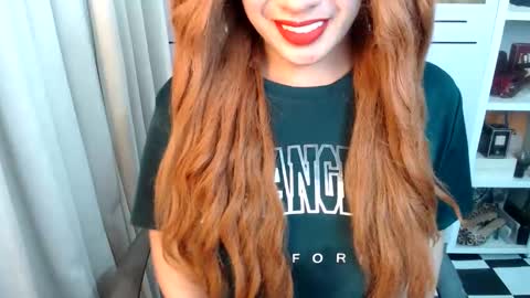 Snapshot of angelinnaxxx chatting on May 5, 2026, 1:57 am Anglina online show from May 5, 2026, 1:57 am