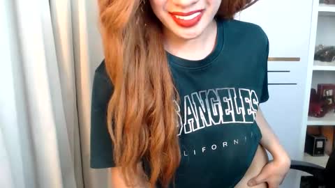 Snapshot of angelinnaxxx chatting on May 16, 2026, 4:09 am Anglina online show from May 16, 2026, 4:09 am