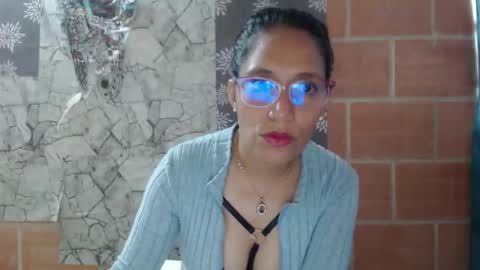 angela online show from February 17, 2025, 1:10 pm