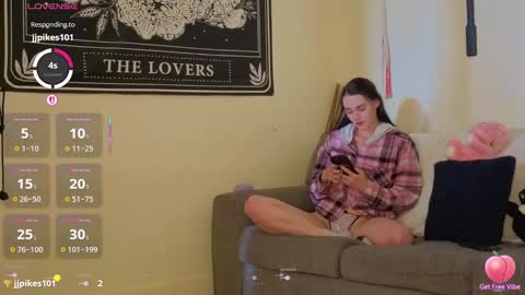 angelknight22 online show from October 26, 2025, 4:02 pm