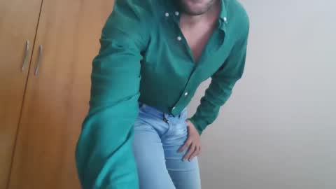 Snapshot of angell102890 chatting on November 2, 2025, 10:17 am angell102890 online show from November 2, 2025, 10:17 am