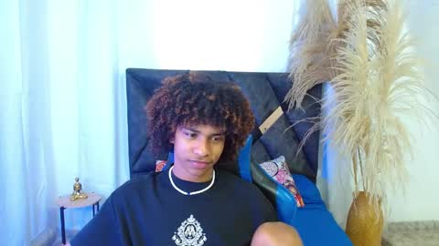 Snapshot of angell18_ chatting on April 8, 2026, 8:53 pm Angel online show from April 8, 2026, 8:53 pm