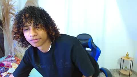 Snapshot of angell18_ chatting on May 2, 2026, 8:47 pm Angel online show from May 2, 2026, 8:47 pm