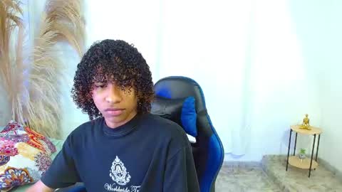 Snapshot of angell18_ chatting on May 4, 2026, 8:38 pm Angel online show from May 4, 2026, 8:38 pm