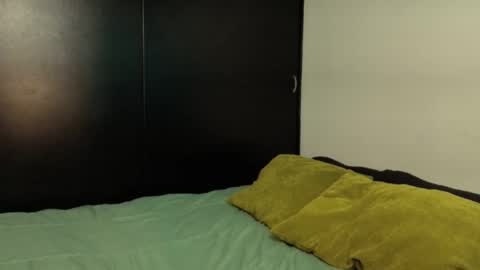  ANGELA ISABELLA  online show from September 24, 2025, 12:30 pm