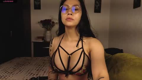  ANGELA ISABELLA  online show from April 27, 2026, 12:25 pm