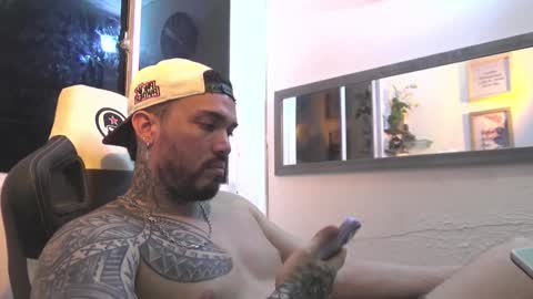 angellatino0 online show from January 4, 2025, 5:58 am