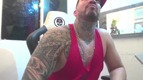 angellatino0 online show from January 7, 2025, 5:54 am