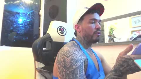 angellatino0 online show from January 15, 2025, 3:00 am