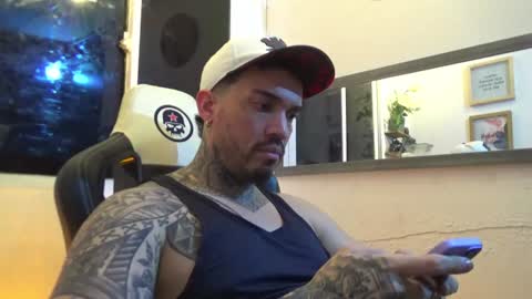 angellatino0 online show from January 22, 2025, 8:07 am