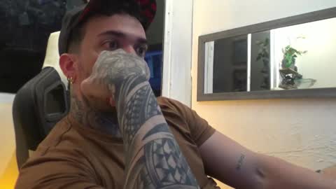 angellatino0 online show from January 27, 2025, 8:40 am