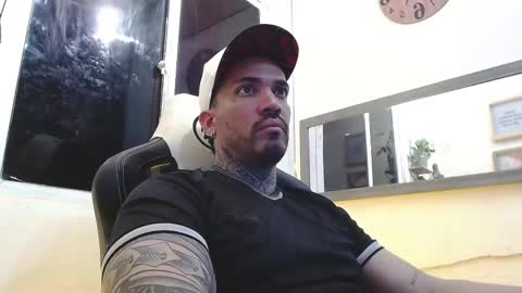 angellatino0 online show from February 20, 2025, 3:56 am