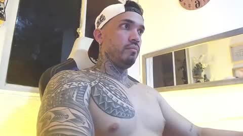 angellatino0 online show from February 23, 2025, 5:34 am