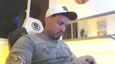 angellatino0 online show from February 24, 2025, 3:02 am