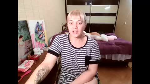 Snapshot of angelleah chatting on October 9, 2025, 11:08 am angelleah online show from October 9, 2025, 11:08 am