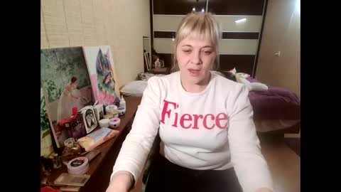 angelleah online show from November 30, 2025, 8:13 pm