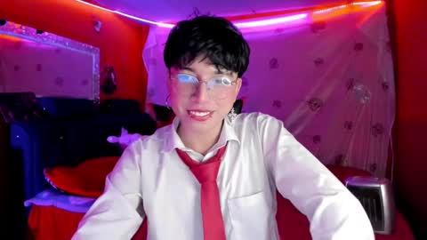 Angel  online show from September 19, 2025, 12:23 am