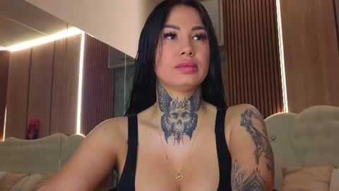 angellys online show from July 14, 2026, 3:07 pm