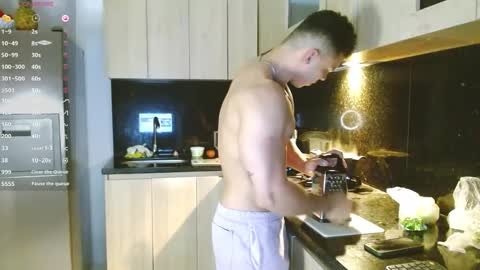 Angelm888-  online show from February 27, 2025, 4:20 am