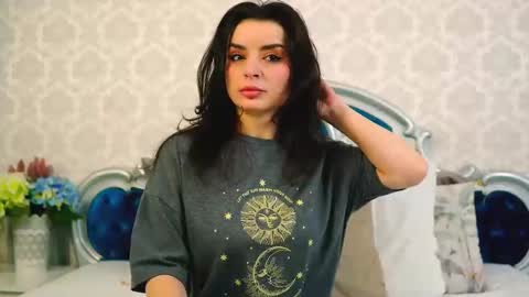 Natalia online show from May 7, 2026, 4:51 am