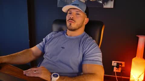 BlackWolf online show from October 29, 2025, 2:08 pm