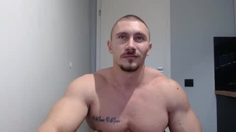 ------- SEX SHOW WITH GUYS AND GIRLS  MUSCLE SHOW online show from December 25, 2024, 11:33 am