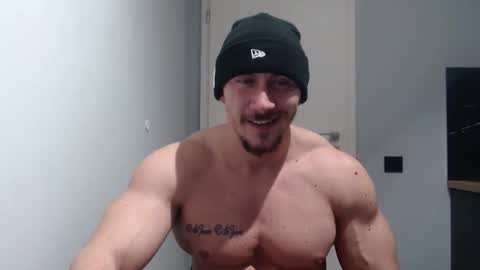 ------- SEX SHOW WITH GUYS AND GIRLS  MUSCLE SHOW online show from January 9, 2025, 7:40 pm