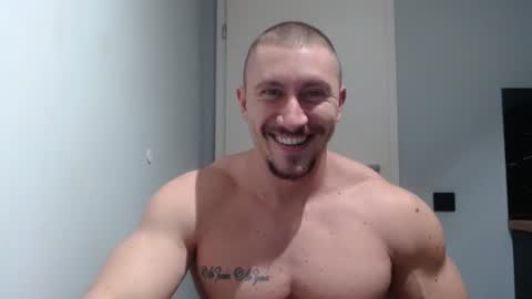  ------- SEX SHOW WITH GUYS AND GIRLS  MUSCLE SHOW online show from February 5, 2025, 8:14 pm