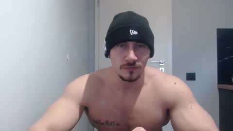  ------- SEX SHOW WITH GUYS AND GIRLS  MUSCLE SHOW online show from February 22, 2025, 3:14 pm
