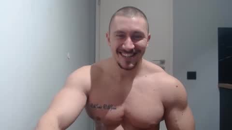  ------- SEX SHOW WITH GUYS AND GIRLS  MUSCLE SHOW online show from February 25, 2025, 6:09 pm