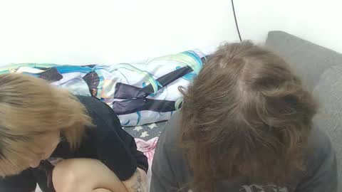 Eva online show from November 19, 2025, 4:51 pm