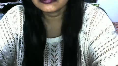 angelpriya555 online show from December 6, 2024, 5:33 pm