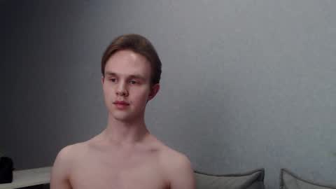 Snapshot of angelraaay chatting on January 19, 2025, 3:21 pm Angel online show from January 19, 2025, 3:21 pm