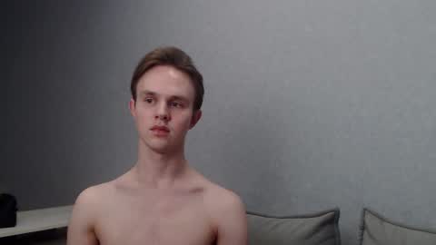 Snapshot of angelraaay chatting on January 19, 2025, 6:53 pm Angel online show from January 19, 2025, 6:53 pm