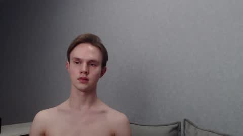 Snapshot of angelraaay chatting on January 21, 2025, 7:39 pm Angel online show from January 21, 2025, 7:39 pm