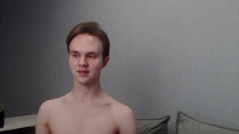 Snapshot of angelraaay chatting on January 22, 2025, 12:06 pm Angel online show from January 22, 2025, 12:06 pm