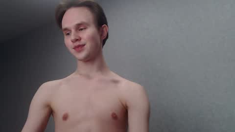 Snapshot of angelraaay chatting on January 26, 2025, 3:14 pm Angel online show from January 26, 2025, 3:14 pm