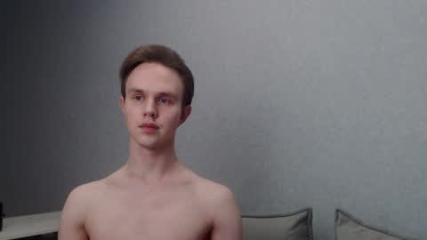 Snapshot of angelraaay chatting on January 26, 2025, 6:27 pm Angel online show from January 26, 2025, 6:27 pm