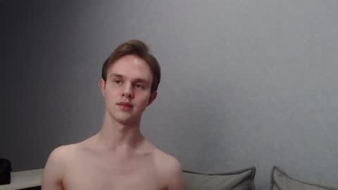 Snapshot of angelraaay chatting on January 28, 2025, 12:11 pm Angel online show from January 28, 2025, 12:11 pm