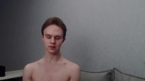 Snapshot of angelraaay chatting on February 2, 2025, 4:11 pm Angel online show from February 2, 2025, 4:11 pm