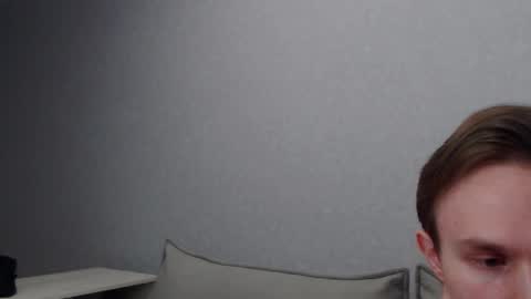 Snapshot of angelraaay chatting on February 2, 2025, 7:14 pm Angel online show from February 2, 2025, 7:14 pm