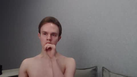 Snapshot of angelraaay chatting on February 3, 2025, 9:19 am Angel online show from February 3, 2025, 9:19 am