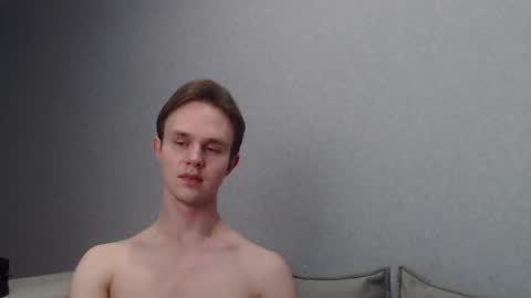 Snapshot of angelraaay chatting on February 3, 2025, 6:39 pm Angel online show from February 3, 2025, 6:39 pm