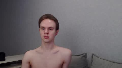 Snapshot of angelraaay chatting on February 6, 2025, 9:43 am Angel online show from February 6, 2025, 9:43 am