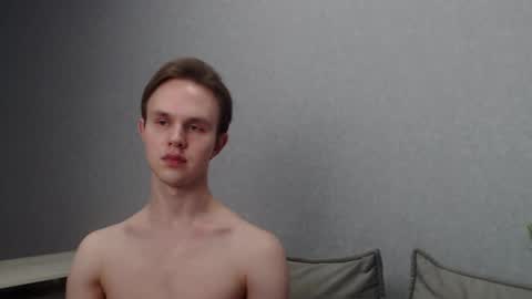 Snapshot of angelraaay chatting on February 9, 2025, 7:19 pm Angel online show from February 9, 2025, 7:19 pm