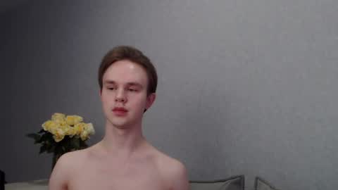 Snapshot of angelraaay chatting on February 16, 2025, 9:37 am Angel online show from February 16, 2025, 9:37 am