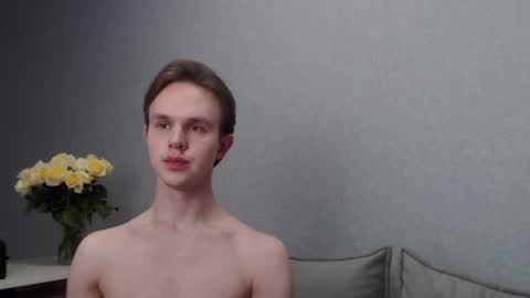 Snapshot of angelraaay chatting on February 16, 2025, 7:38 pm Angel online show from February 16, 2025, 7:38 pm