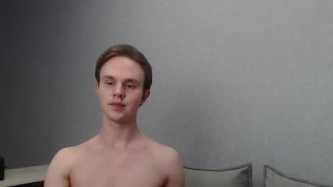 Snapshot of angelraaay chatting on February 19, 2025, 7:05 pm Angel online show from February 19, 2025, 7:05 pm