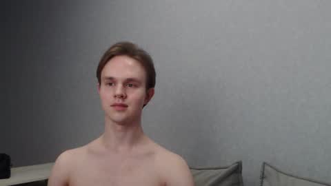 Snapshot of angelraaay chatting on February 25, 2025, 6:20 pm Angel online show from February 25, 2025, 6:20 pm